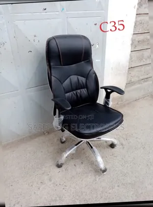 Office Chair Boss Managerial Chair - Heavy Duty (150kg Capacity),
