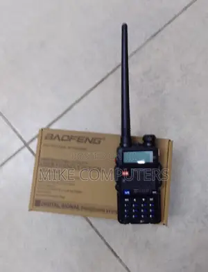 Uv-5r Mini Walkie-Talkie With 5km Range Wireless Earphones