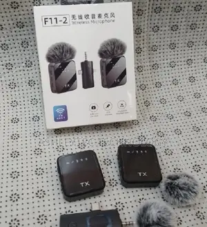 F11 Wireless Single Microphone Hands Free Wireless Microphon