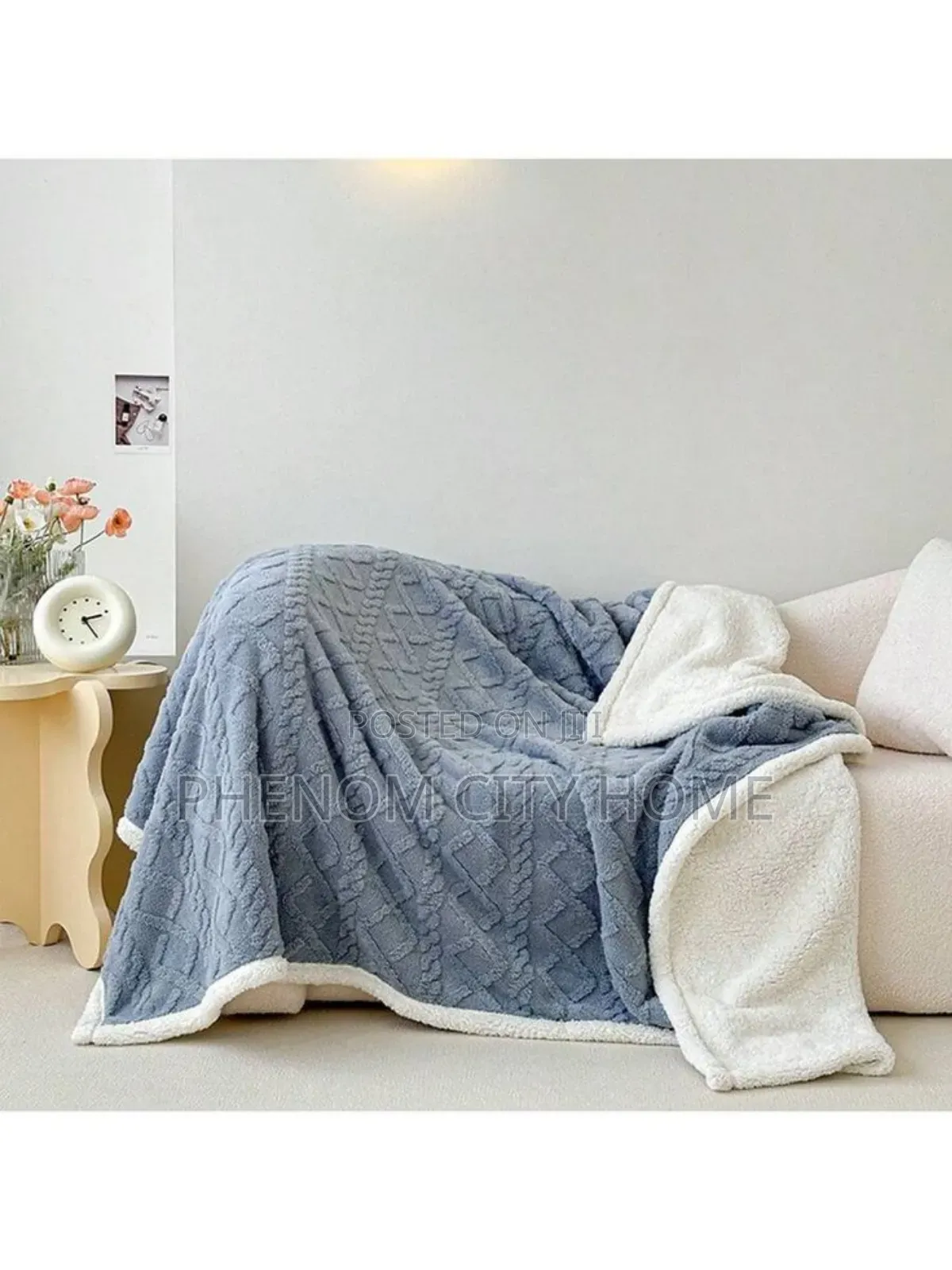 Lightweight Flannel Throwblankets