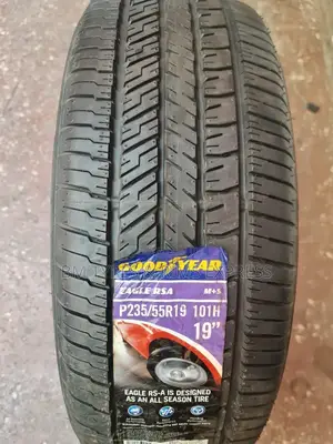 235 /55 R19 Goodyear Tyres. (Japan)
