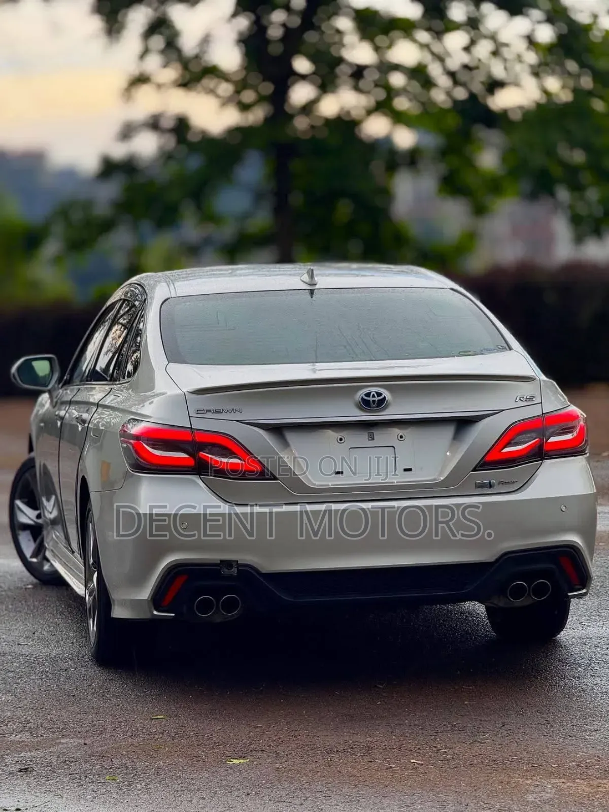 Toyota Crown 2019 White