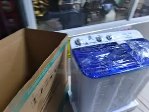 Hisense 7.5 Twin Tub Top Load Washing Machine