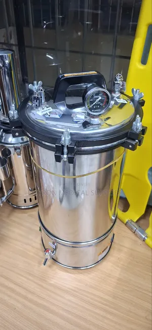 Autoclave With Tap 24 Litres