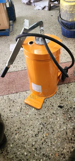 Grease Bucket Machine Manually Operated