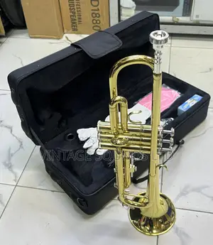 Yamaha Bb Professional Student Trumpet ( Golden Finish )