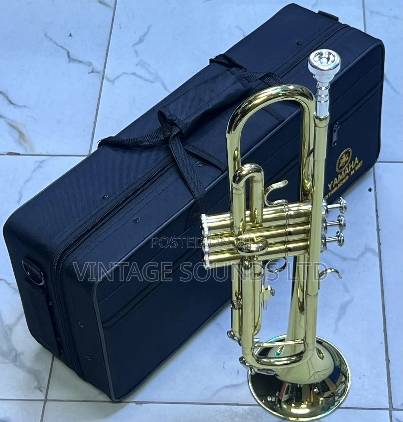 Yamaha Bb Standard Trumpet Complete Package