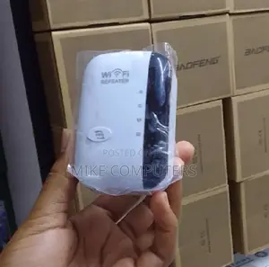 Mobile Wireless Repeater Wifi Extender 300mbps 802n Booster