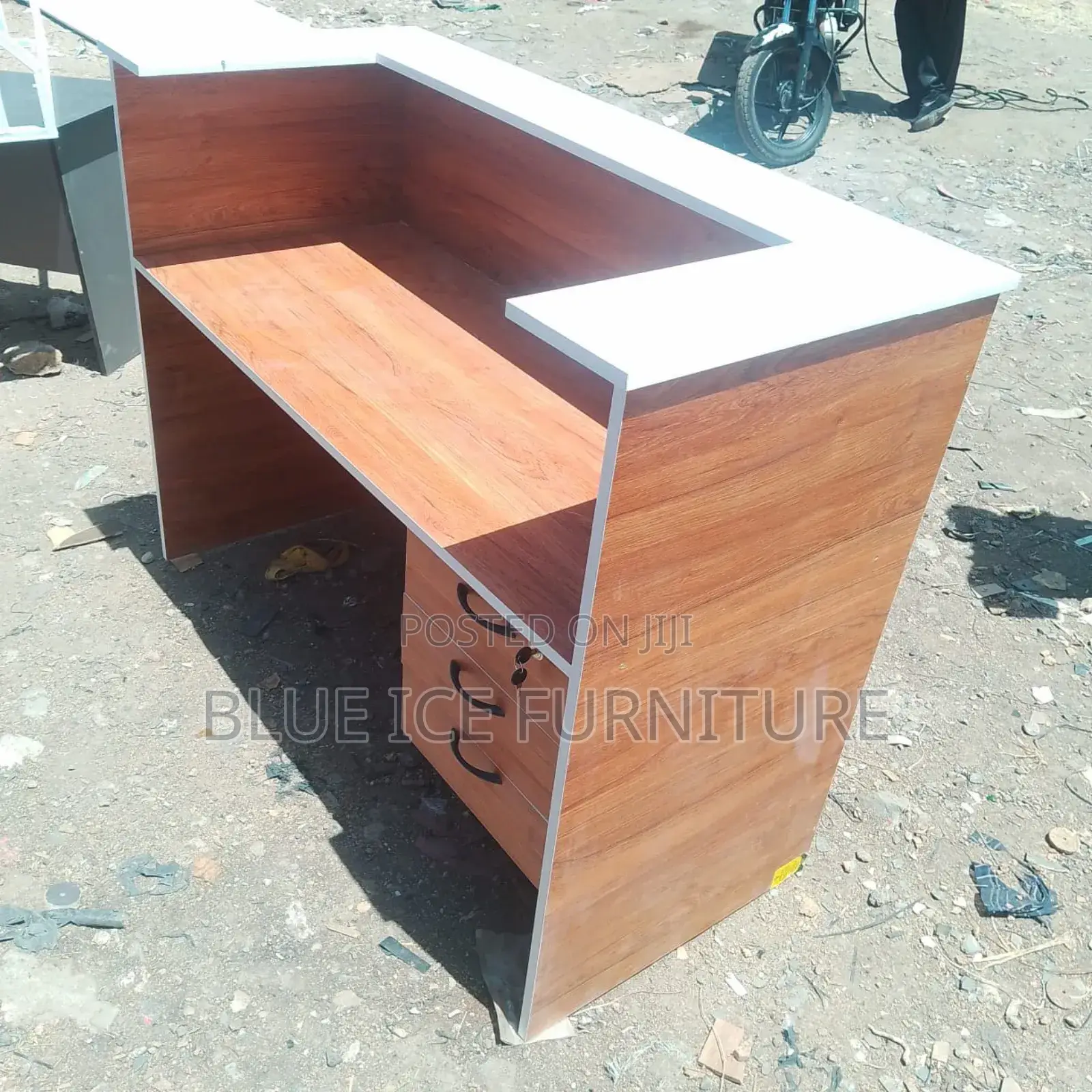 New Design Reception Table