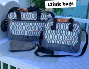 Spacious 4 in 1 Baby Diaper/Clinic Bag
