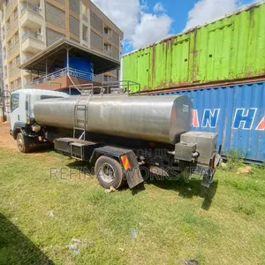 Heavy-duty Water Tanker For Sale – Fabricated By Refinar East Africa