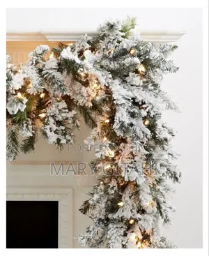 *2.5m Christmas Snow Flocked Garland*