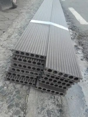 Durable WPC Decking Boards