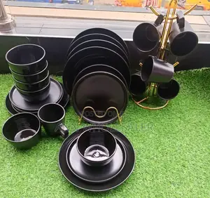 Black Dinner Set