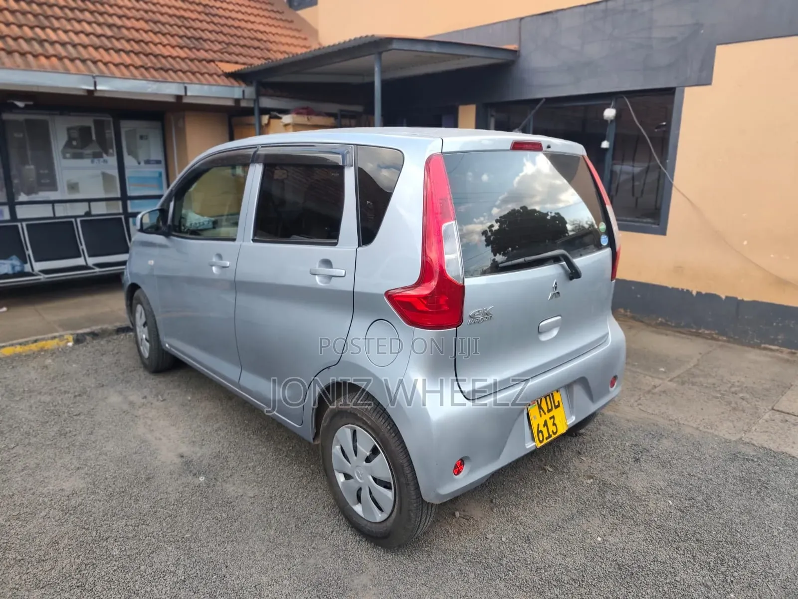 Mitsubishi EK 2016 Silver