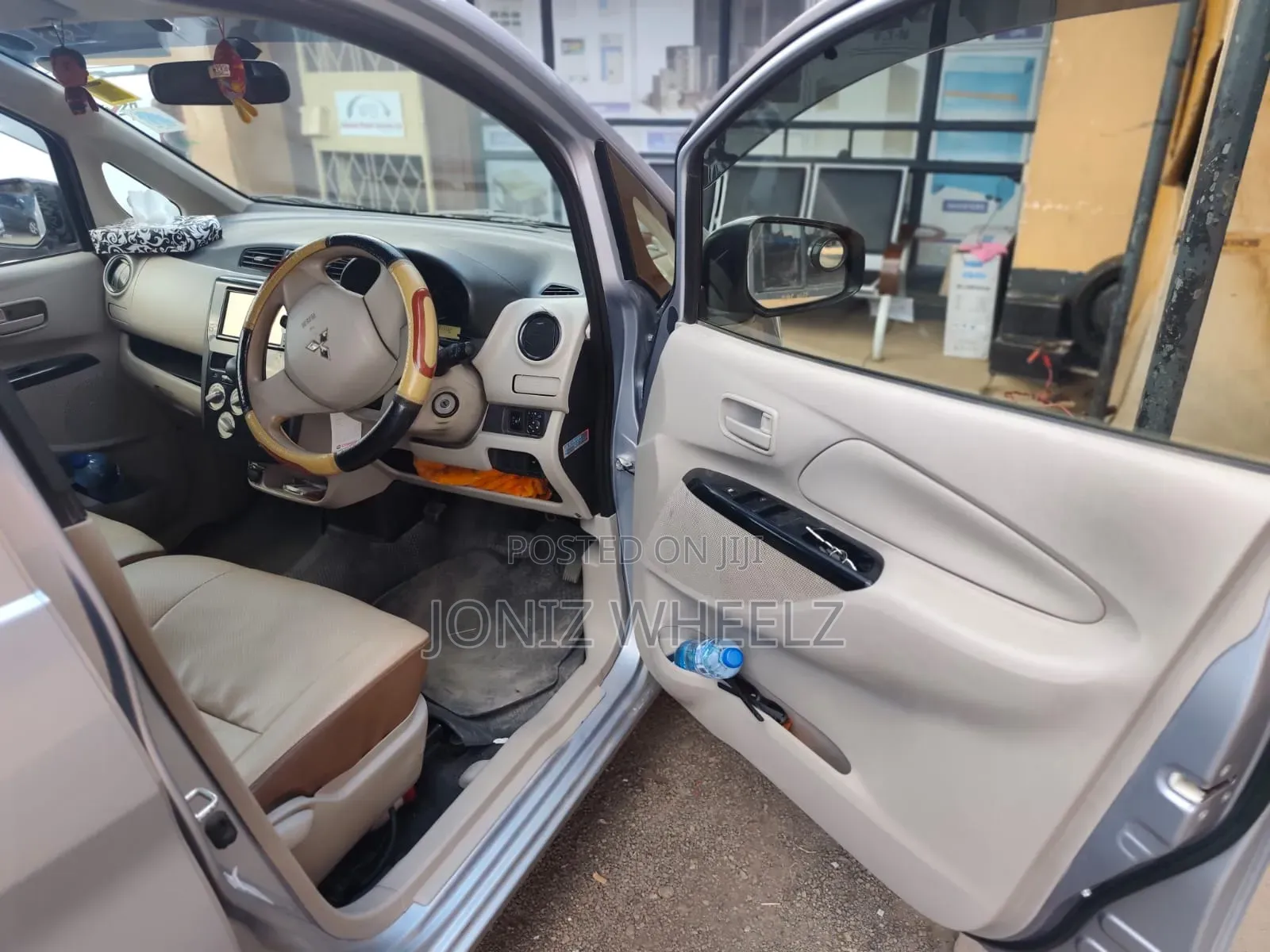Mitsubishi EK 2016 Silver