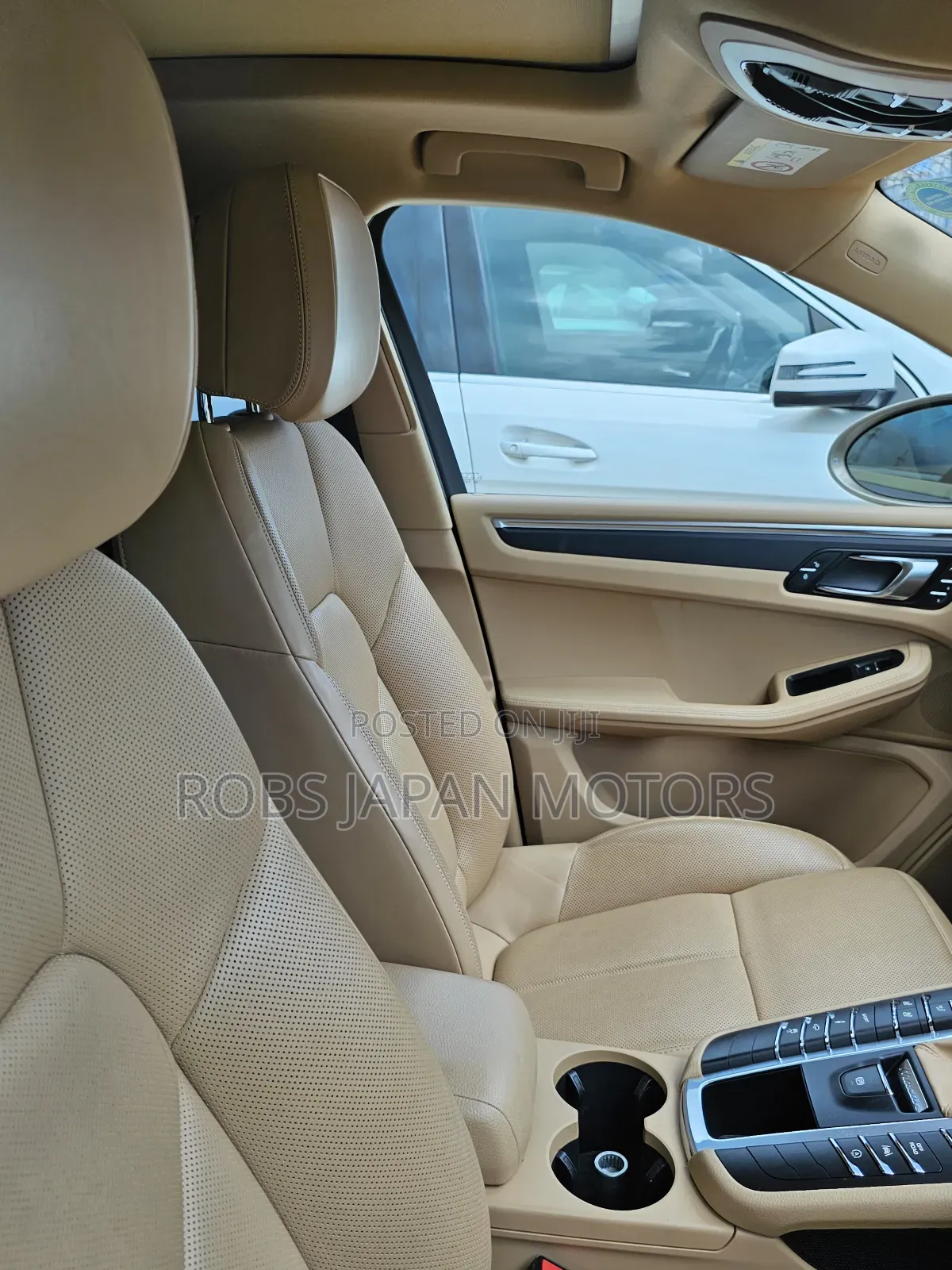 Porsche Macan Base 2017 Gold