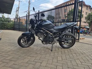 New Suzuki 2024 Black