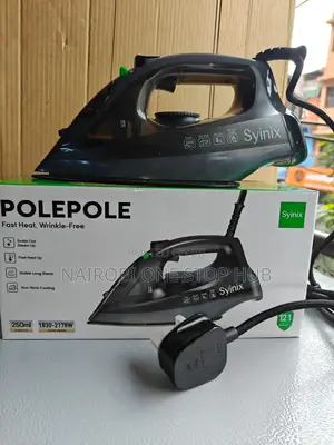 Synix Steam Iron