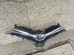 Toyota Auris Grille(2014)