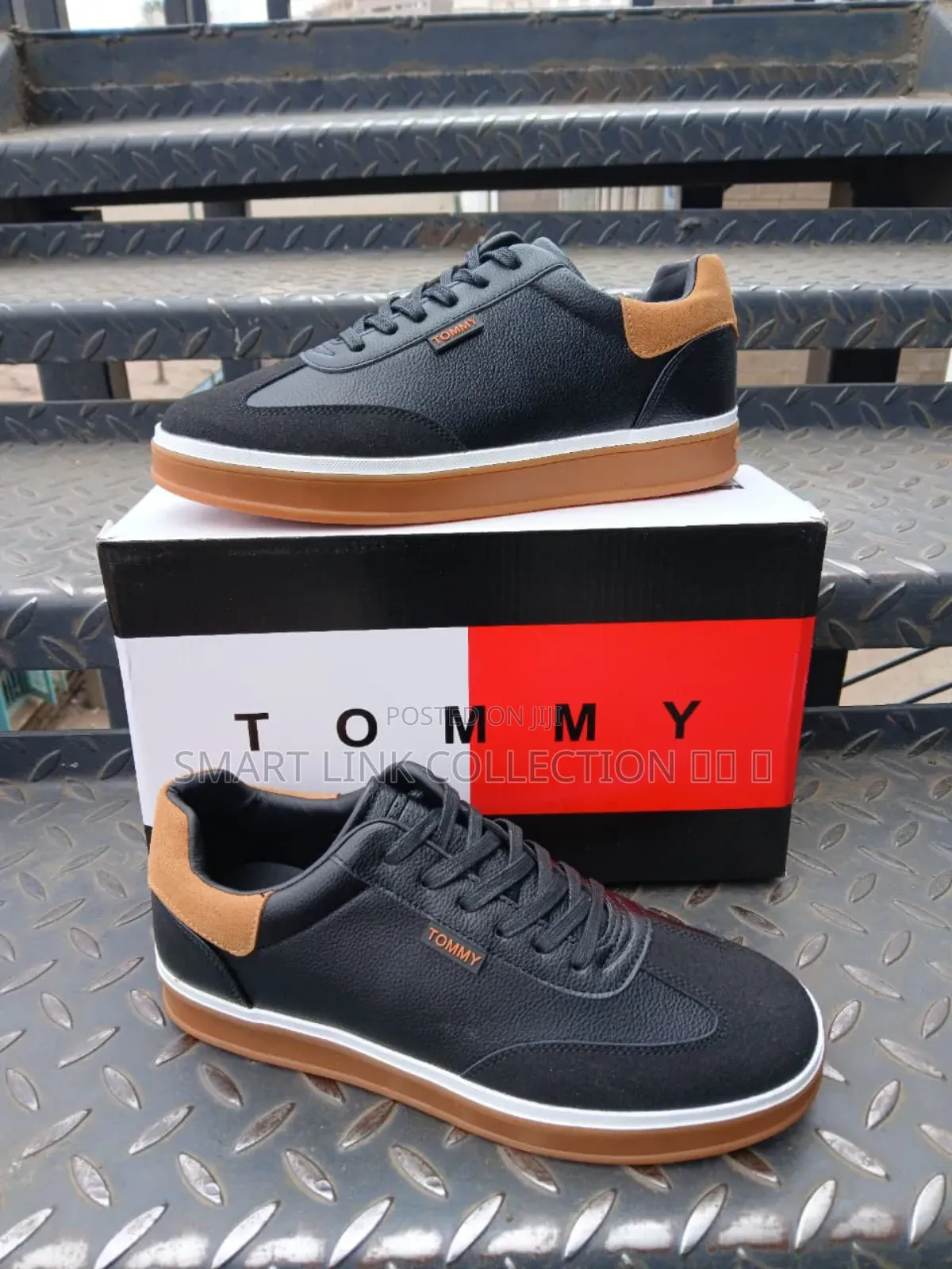 Tommy Brown Sole Casual