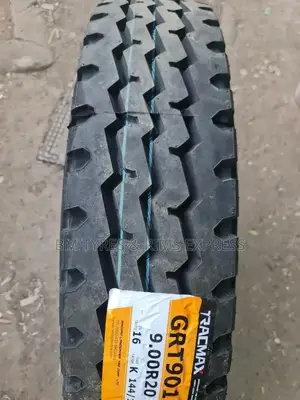 900 R20 Tracmax Tyres (Allposition)