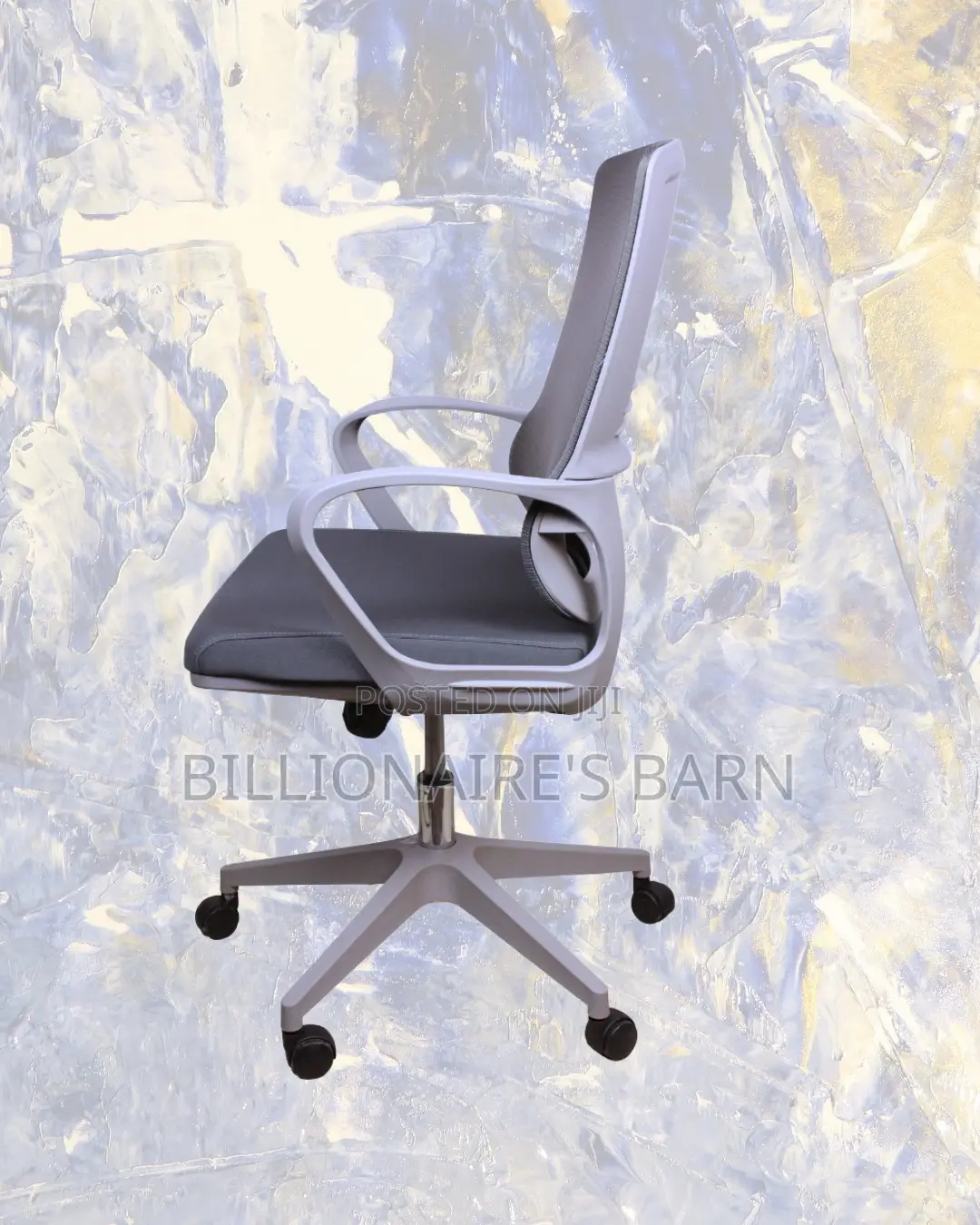 Grey Ergonomic Mesh Office Chair | Pro-Grade Scratch-Resistant Finish