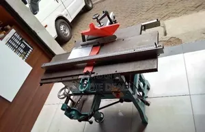 Wood Cutting Machine