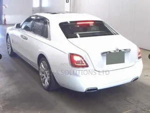 Rolls-Royce Wraith 6.6 RWD 2021 White