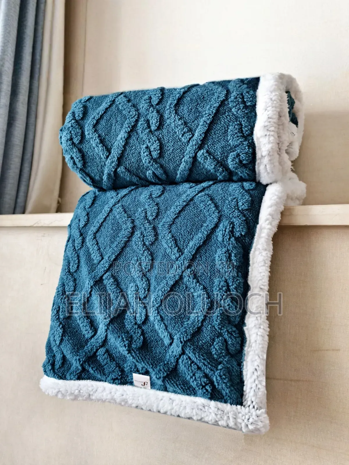 Sherpa Blankets Available 
 Sizes 6by6