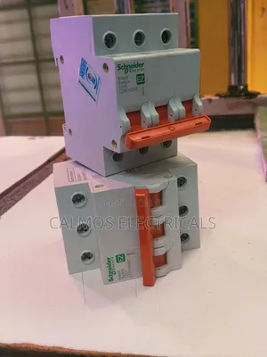 3pole MCB 125a