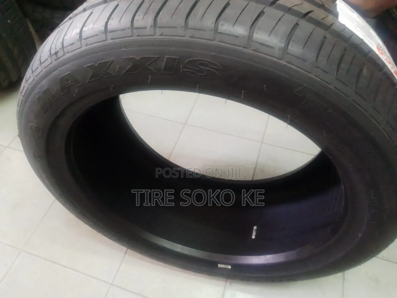 275/40r20 Maxxis Runflat Tyre
