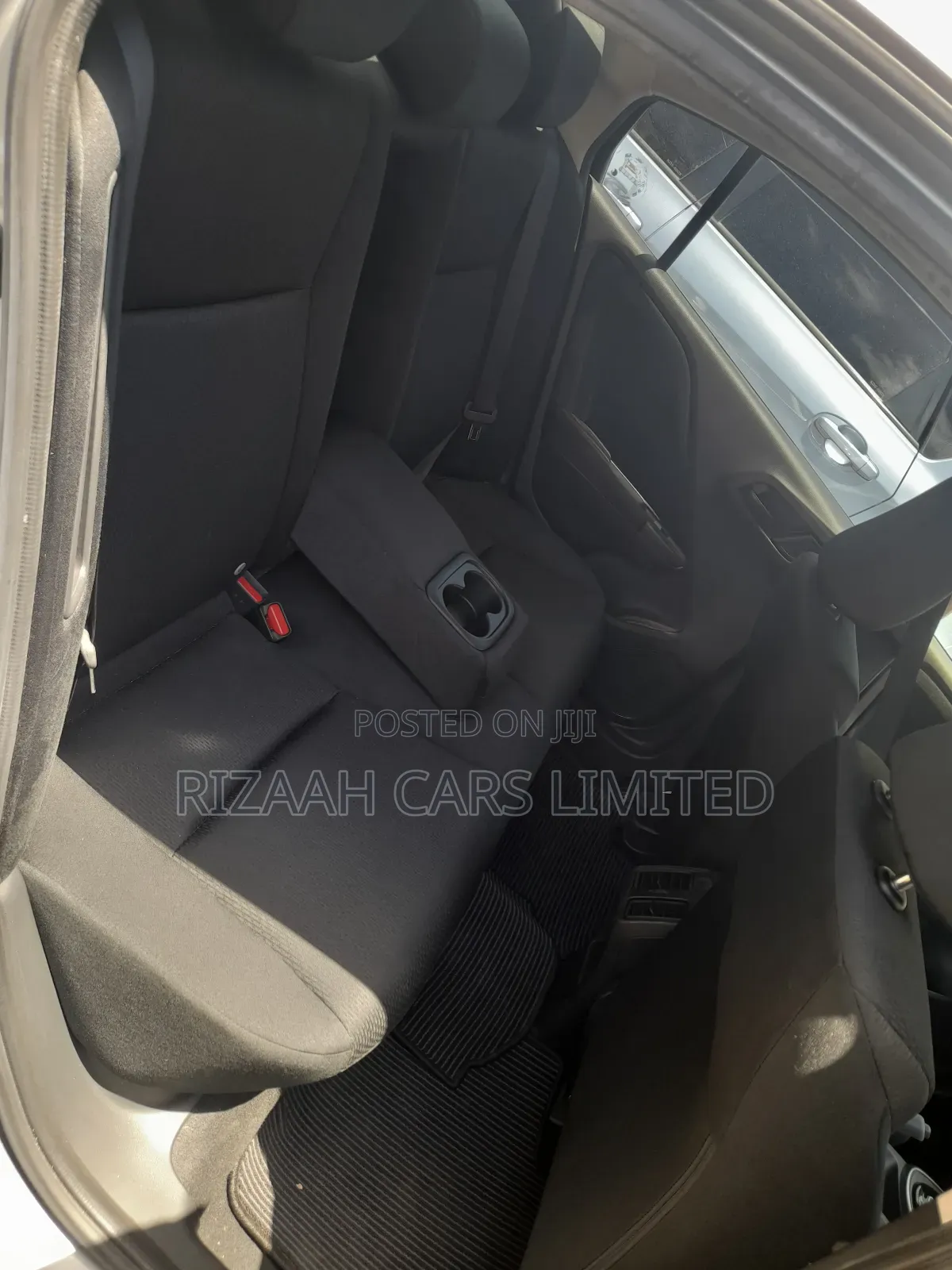 Honda Grace 2018 White