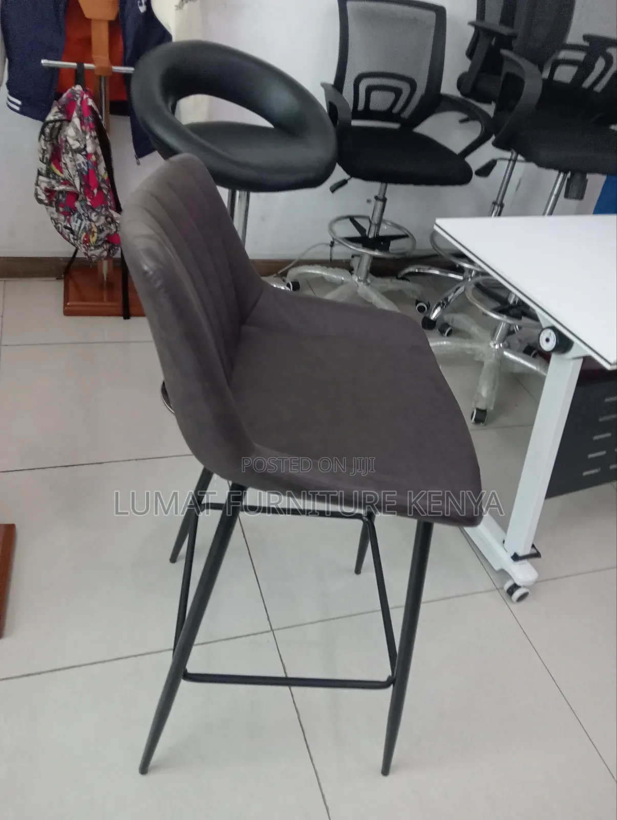 High Counter Leather Seat