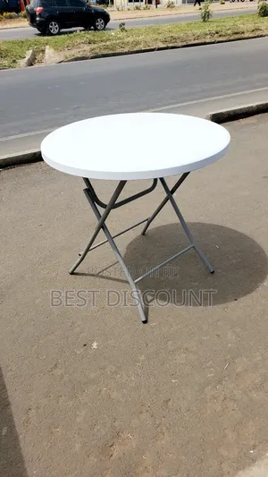 Round Foldable Tables