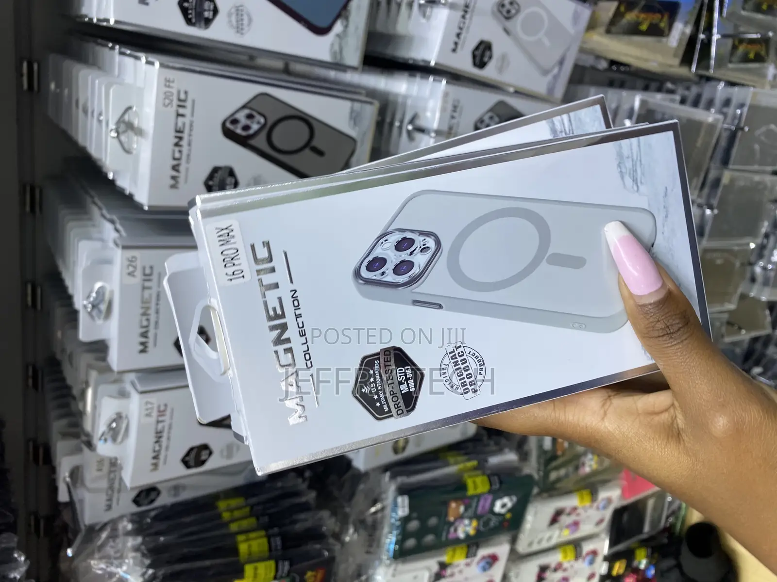 Sicase Magnetic Clear Case With Grip for iPhone 16 Pro Max