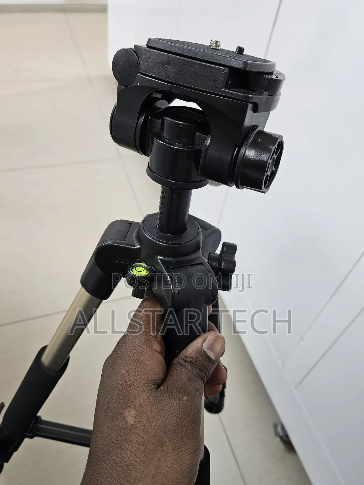 Zomie Q111 Tripod