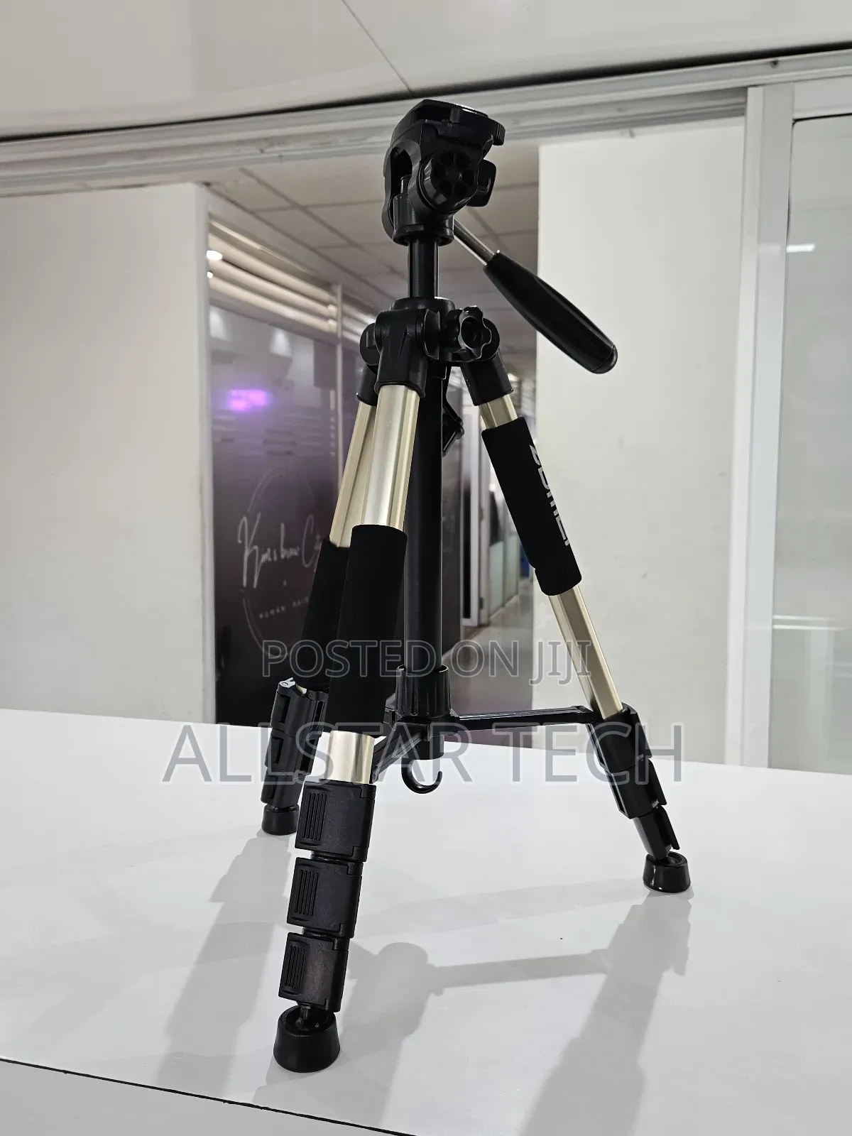 Zomie Q111 Tripod
