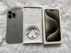 Apple iPhone 15 Pro Max 256 GB Silver