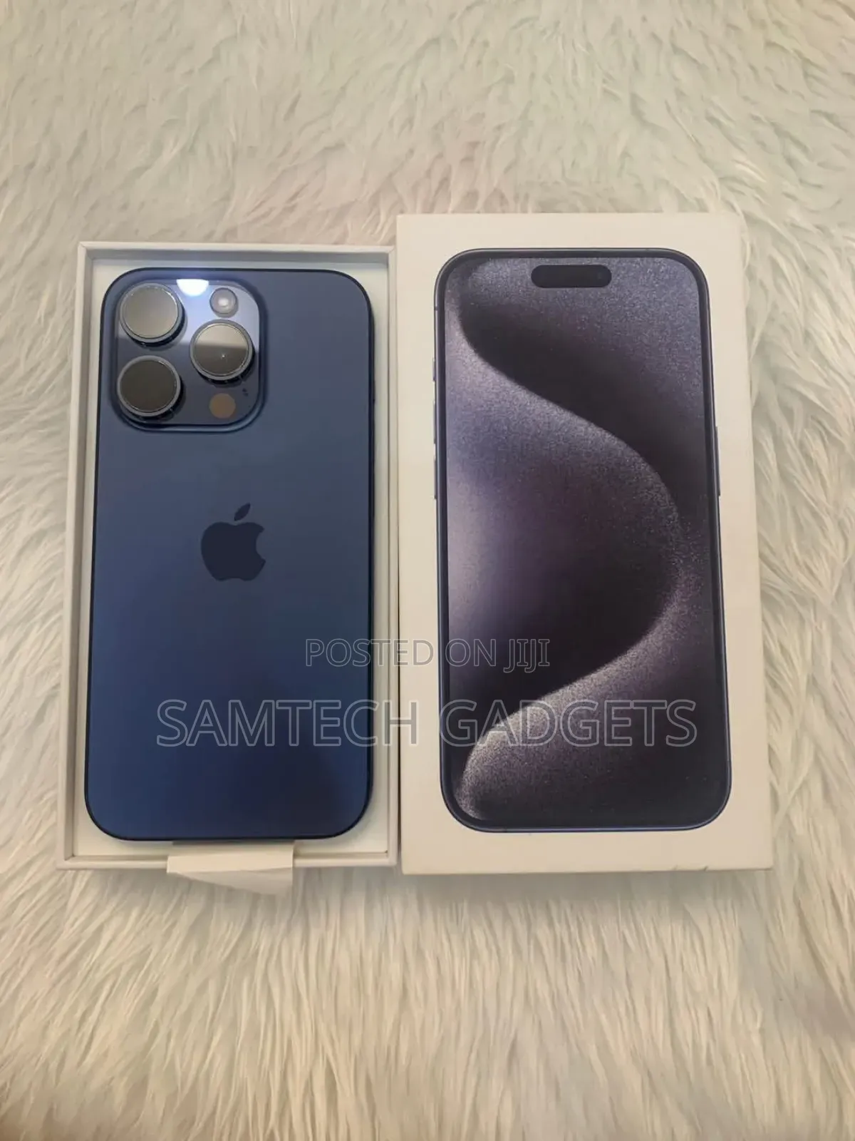 New Apple iPhone 15 Pro 256 GB Blue