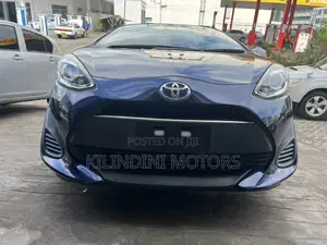 Toyota Aqua 2019 Blue