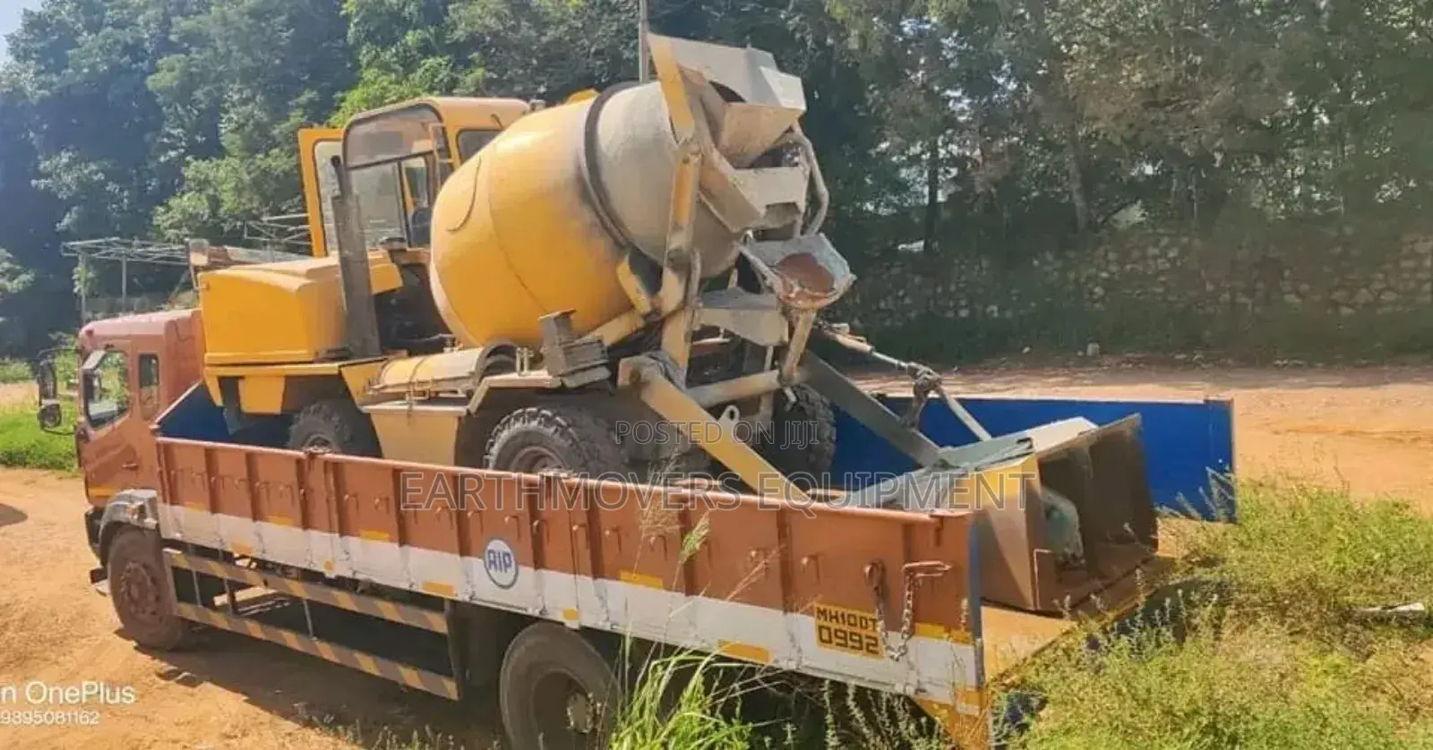 Self -loading Concrete Mixer