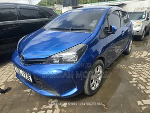 Toyota Vitz 2017 Blue