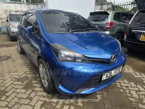 Toyota Vitz 2017 Blue