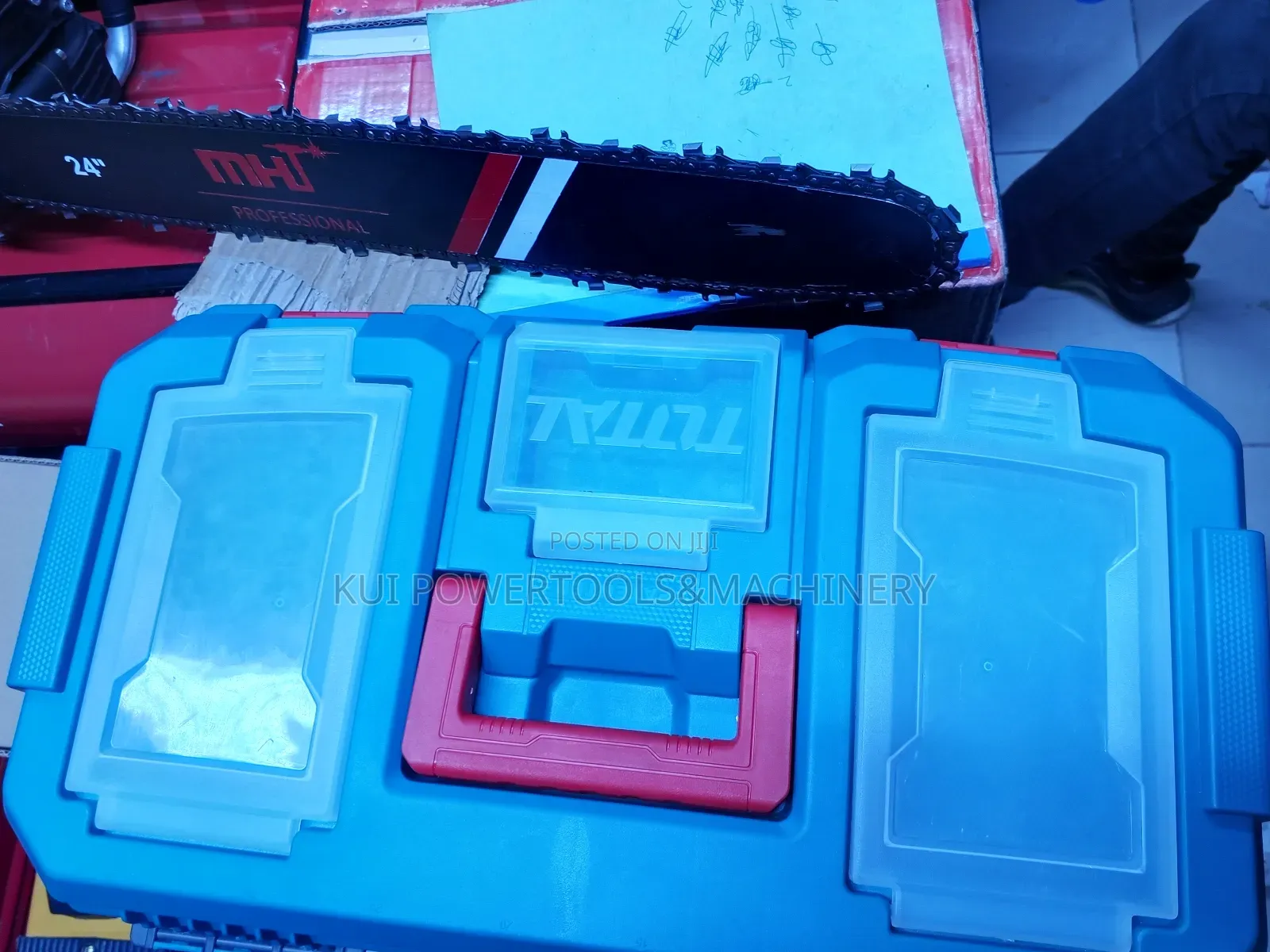 Total 20" Plastic Toolbox/ Empty Tool Box