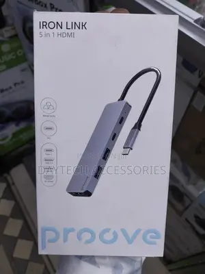 Proove Iron Link 5-in-1 Usb Hub.