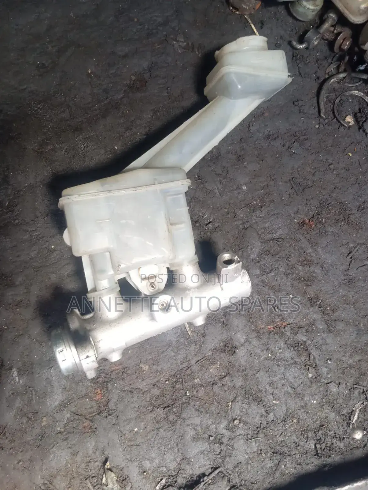 Xtrail Master Cylinder Nt30