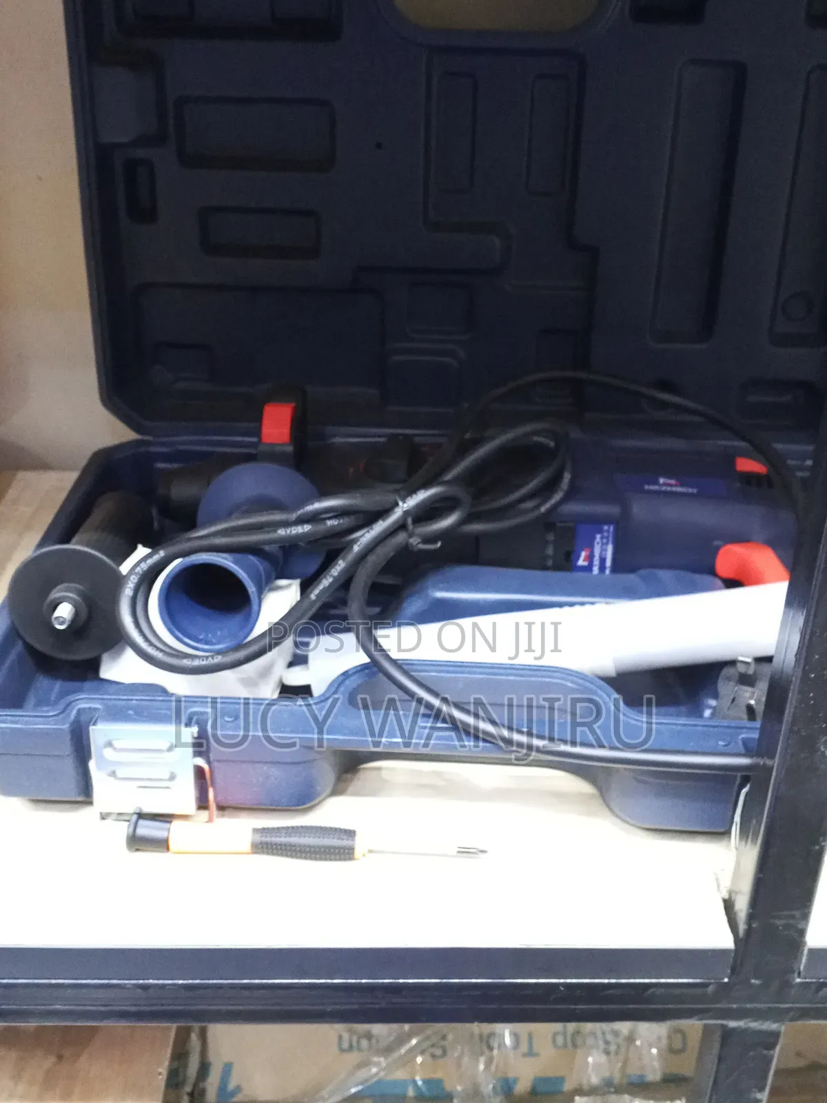 800w Maxmech Rotary Hammer