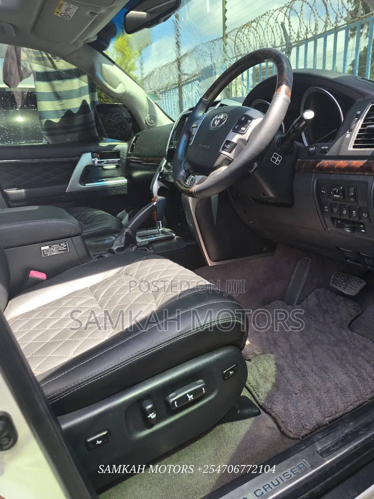 Toyota Land Cruiser 2019 White