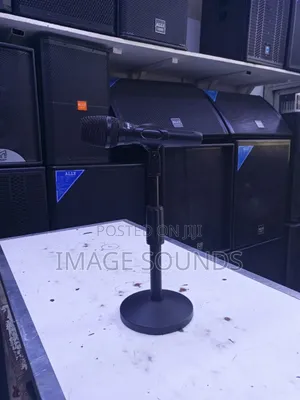 Wired Mic BNK B1 Plus Table Stand
